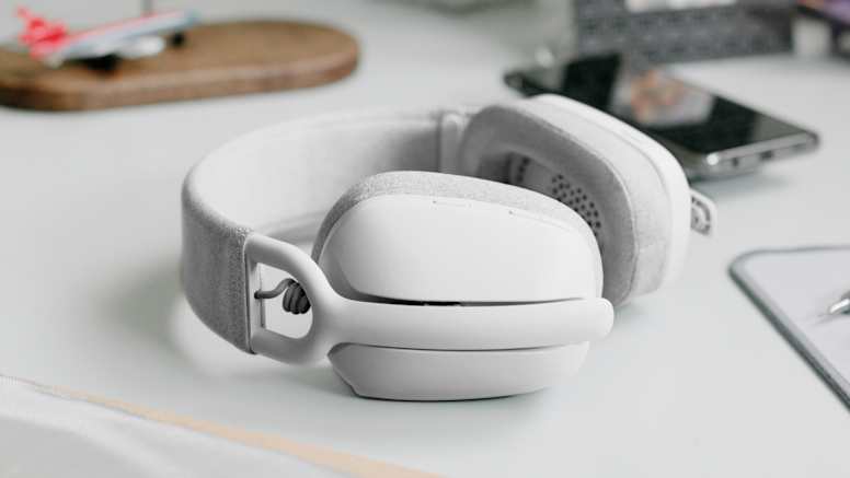 LOGITECH AUDIFONOS ZONE VIBE 100 INALAMBRICOS BLUETOOTH CON MICROFONO GRAFITO - Logitech